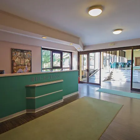 Hotel Tourist - Metropol Lake Resort-2